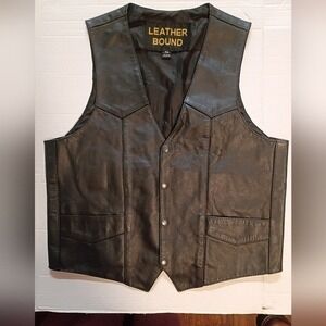 Leather Bound Men Black Leather Motorcycle Biker Vest Snap Front Pockets Size 42